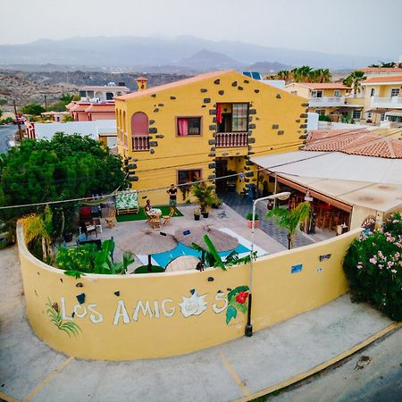 Hostel Los Amigos By Youroom La Mareta Екстериор снимка
